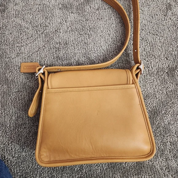 COACH Rambler's Legacy Vintage Tan Leather Shoulder Crossbody Bag 9061 - Picture 3 of 9